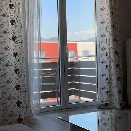 Altipiani Panoramic White Braşov