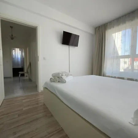 3 * Braşov